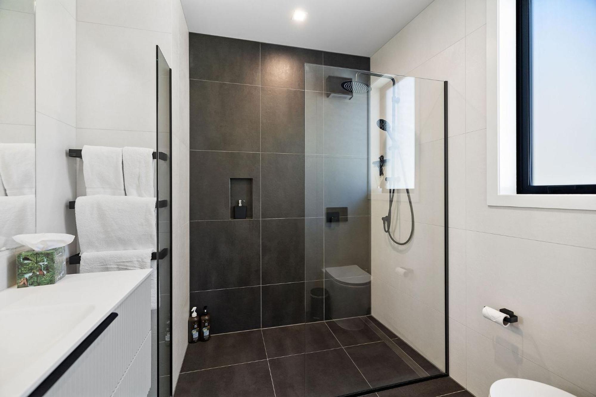 Homestead Retreat - 2 Bedroom - Lake View Queenstown Exteriér fotografie
