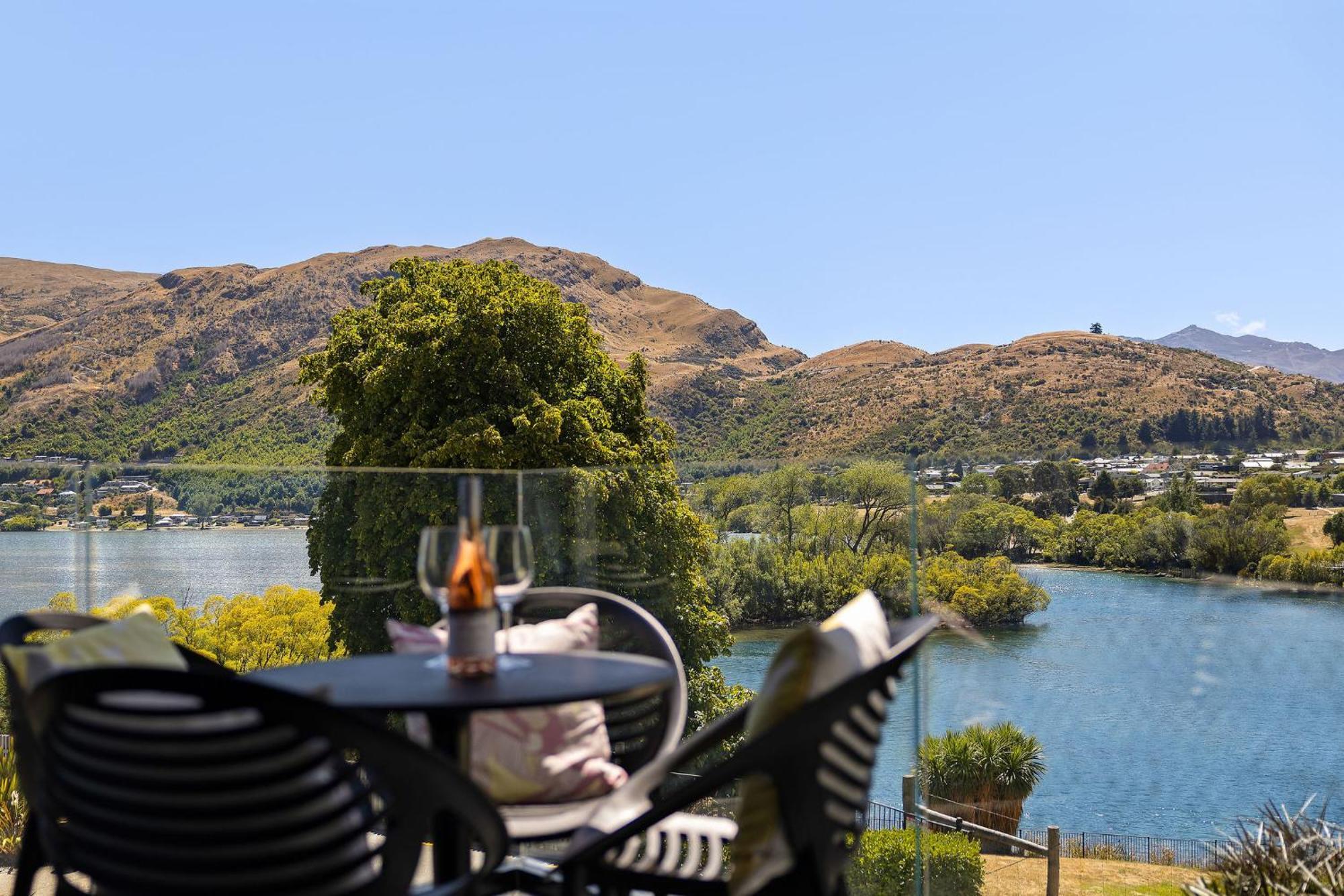 Homestead Retreat - 2 Bedroom - Lake View Queenstown Exteriér fotografie